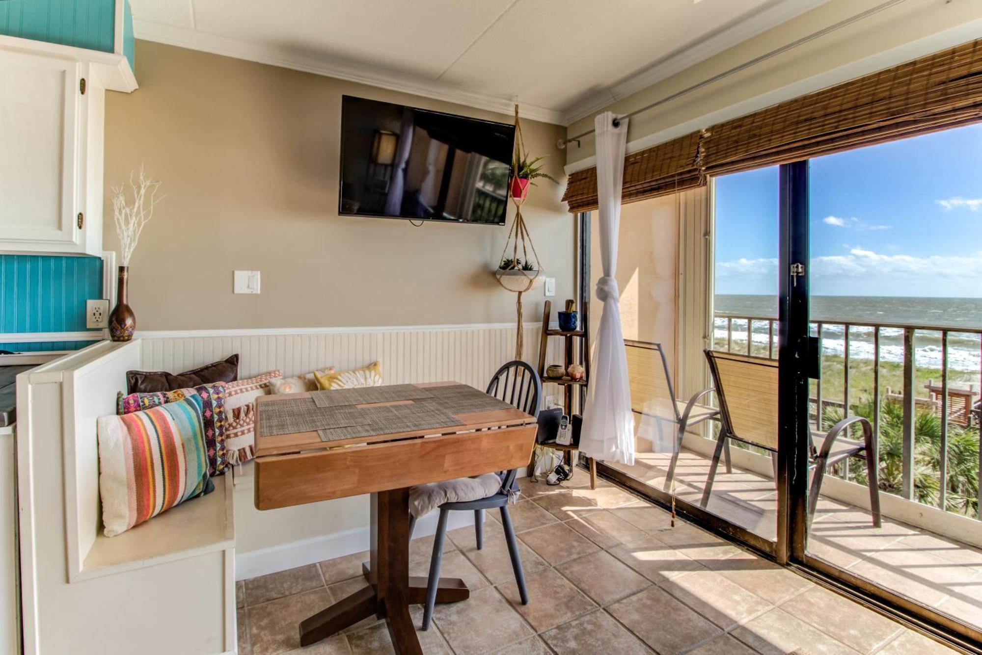 Oceanfront * Pool * Elevator * Boardwalk Lejlighed Carolina Beach Eksteriør billede
